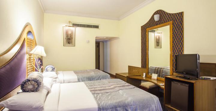 Ohris Baseraa Hyderabad Luaran gambar