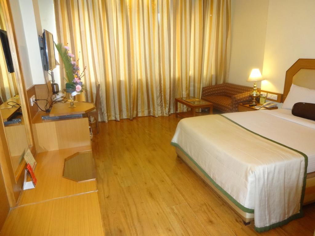Ohris Baseraa Hyderabad Luaran gambar